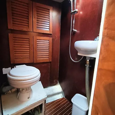 Barca A Vela Breeze * Формия